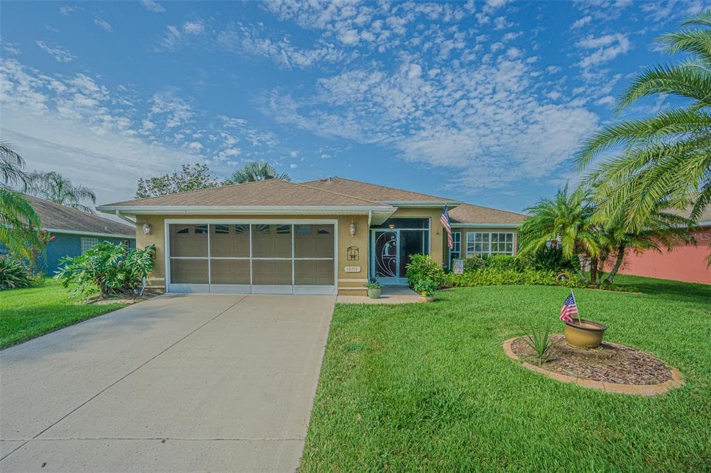 10711 CUP DRIVE SAN ANTONIO, FL 33576