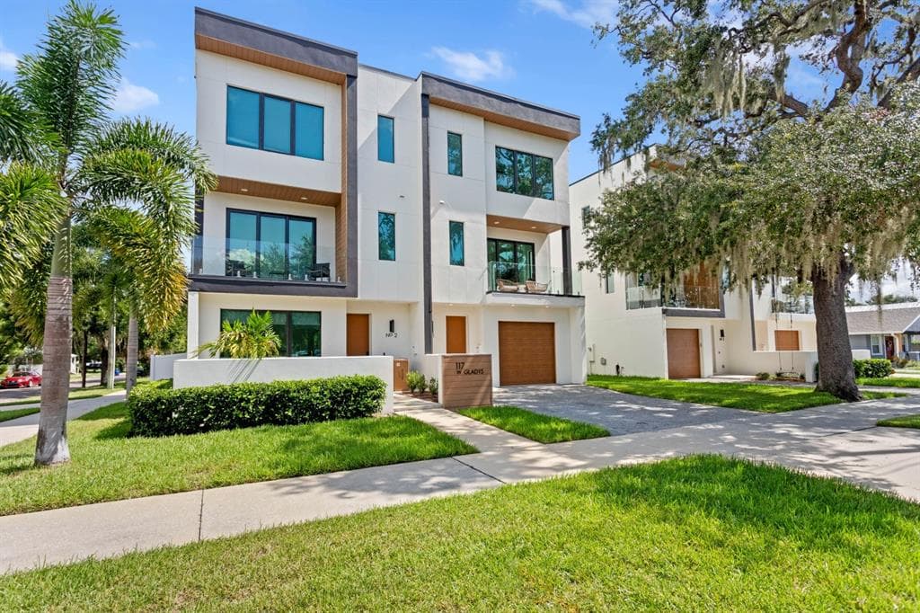 117 W GLADYS STREET UNIT 1 TAMPA, FL 33602