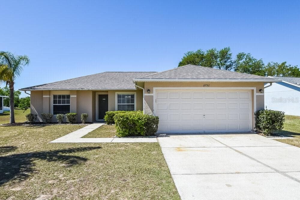 11752 FOXGLOVE DRIVE CLERMONT, FL 34711