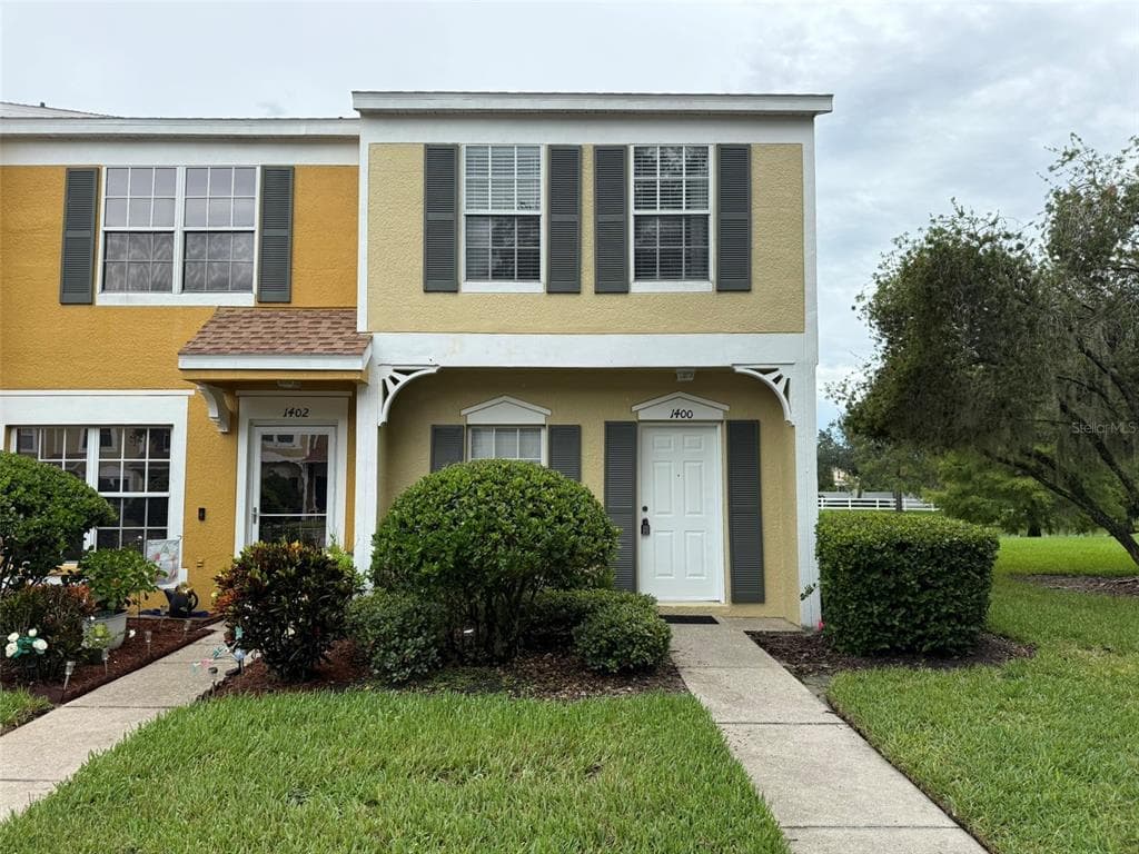 1400 COSTA MESA DRIVE WESLEY CHAPEL, FL 33543