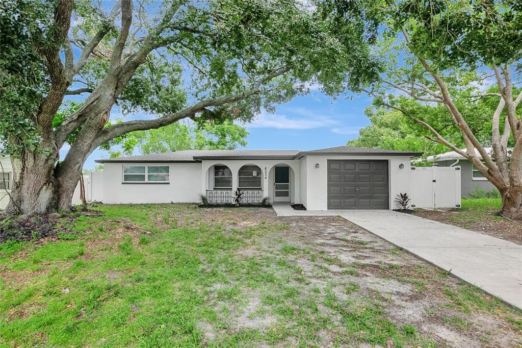 6234 MAPLEWOOD DRIVE NEW PORT RICHEY, FL 34653