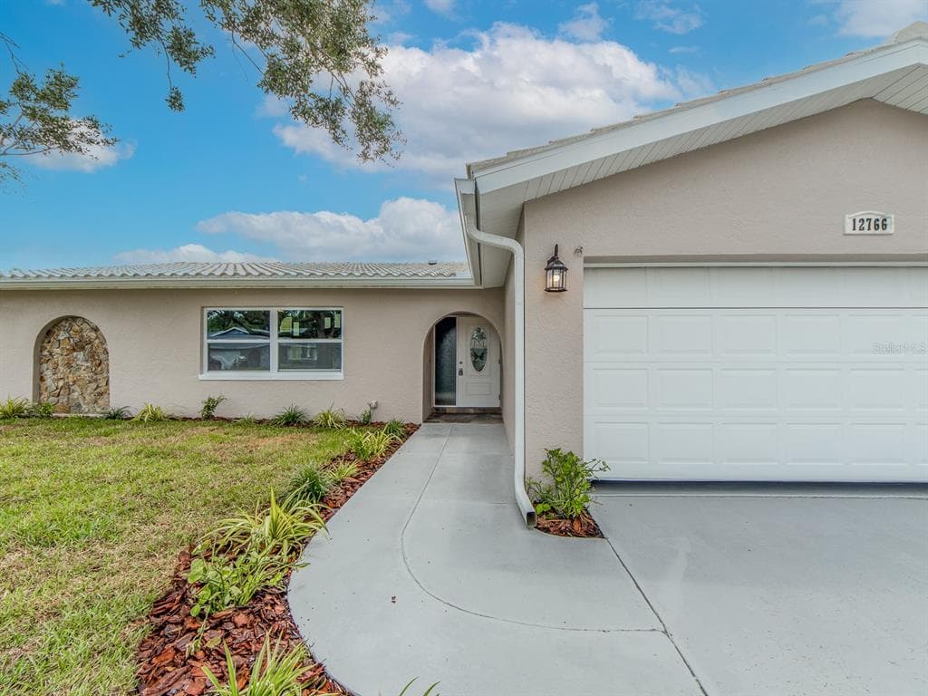 12766 91ST AVENUE SEMINOLE, FL 33776