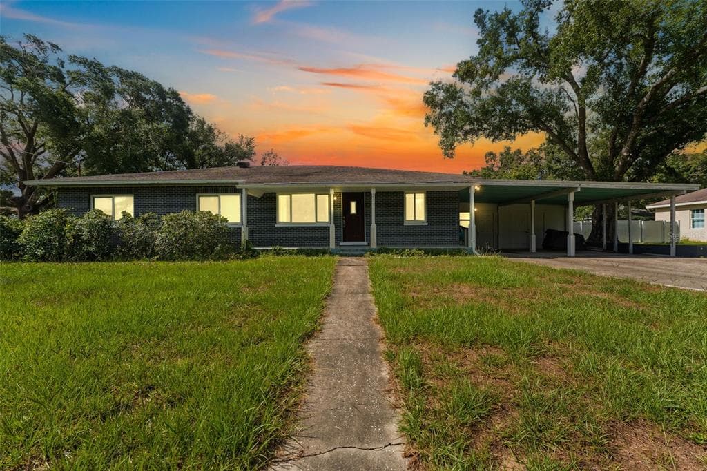 209 ELROD DRIVE BRANDON, FL 33510