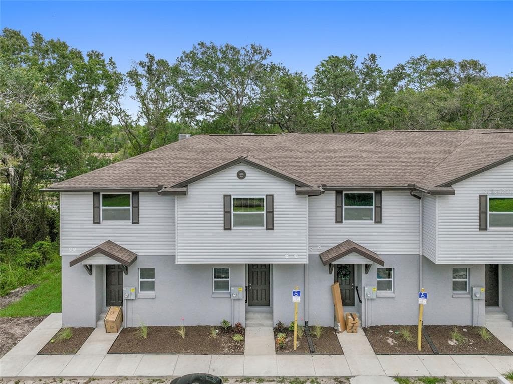 4473 HAR PAUL CIRCLE TAMPA, FL 33614