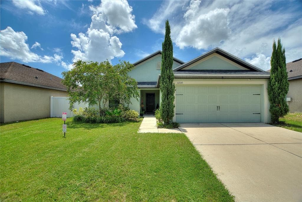 1230 WOODLARK DRIVE