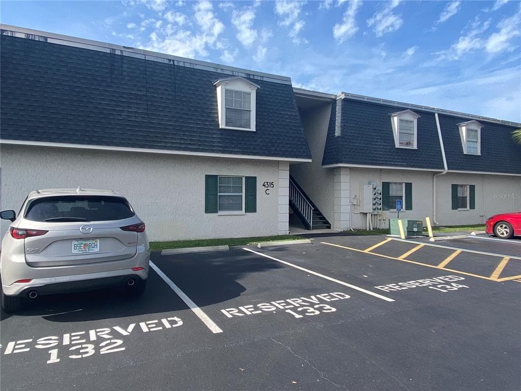 4315 AEGEAN DRIVE UNIT 118C TAMPA, FL 33611