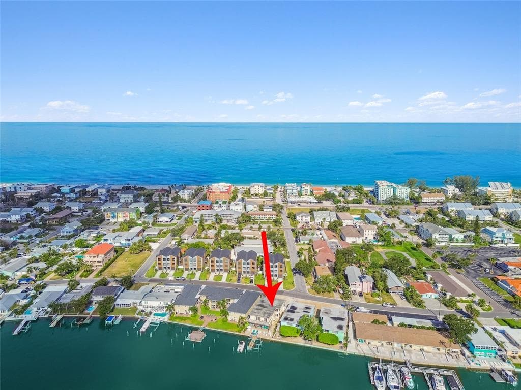 2211 BAY BOULEVARD INDIAN ROCKS BEACH, FL 33785