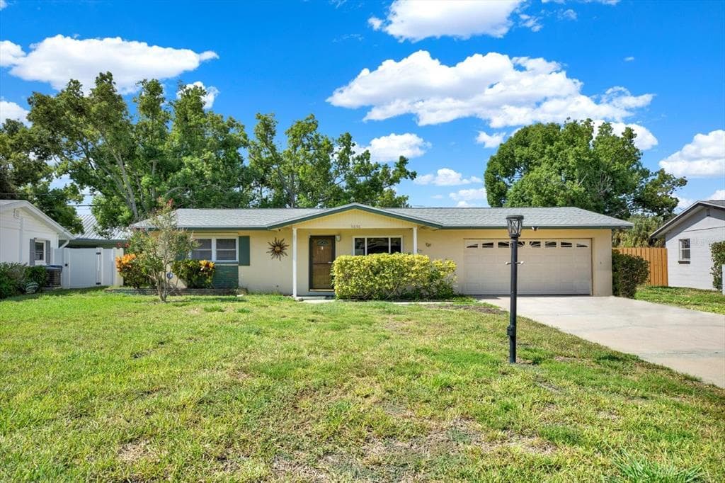 11696 75TH AVENUE SEMINOLE, FL 33772