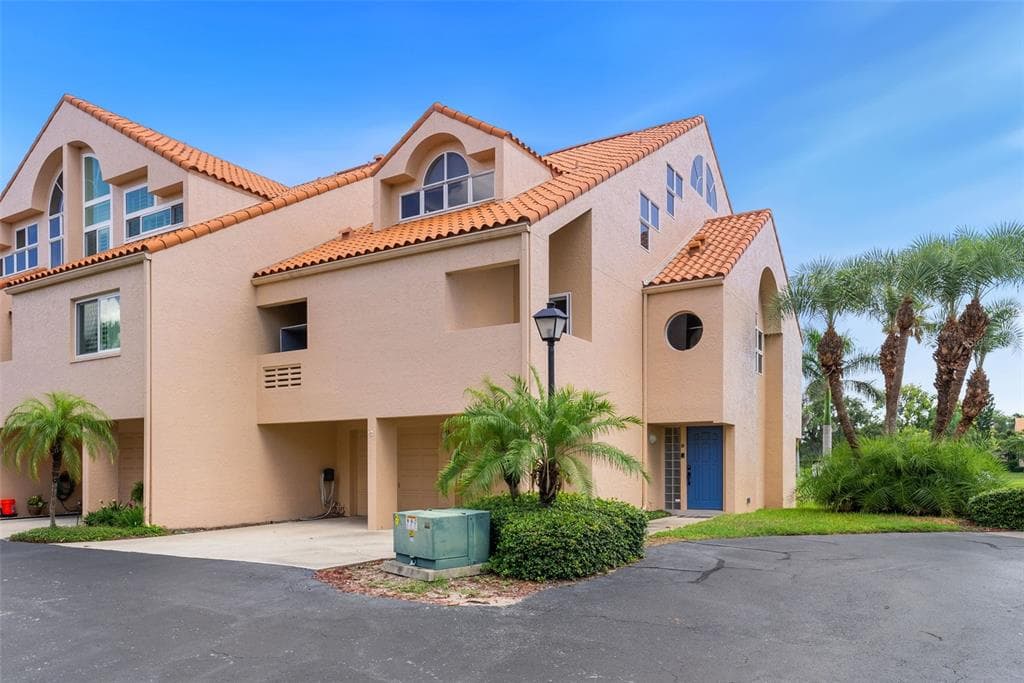 1605 ROYAL PALM DRIVE S UNIT D GULFPORT, FL 33707
