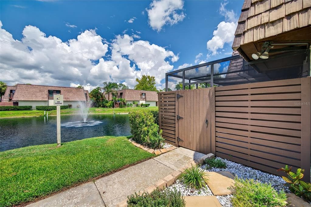 15229 W POND WOODS DRIVE TAMPA, FL 33618