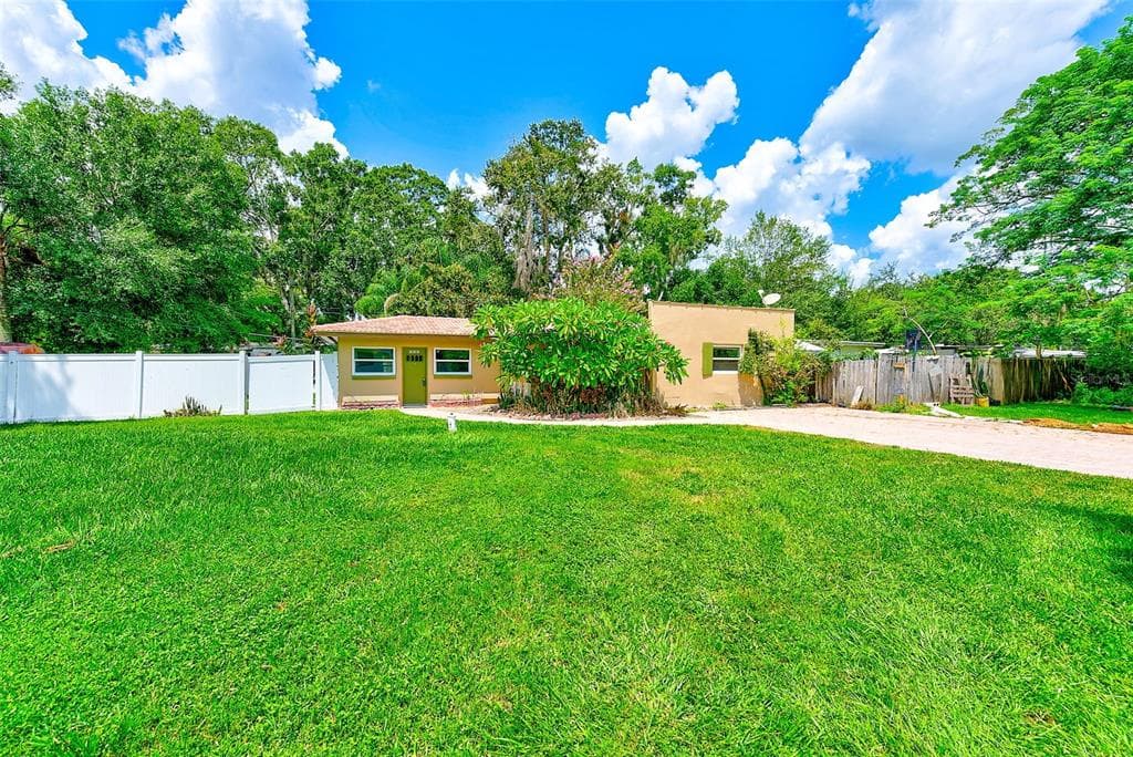 18101 2ND AVENUE LUTZ, FL 33548