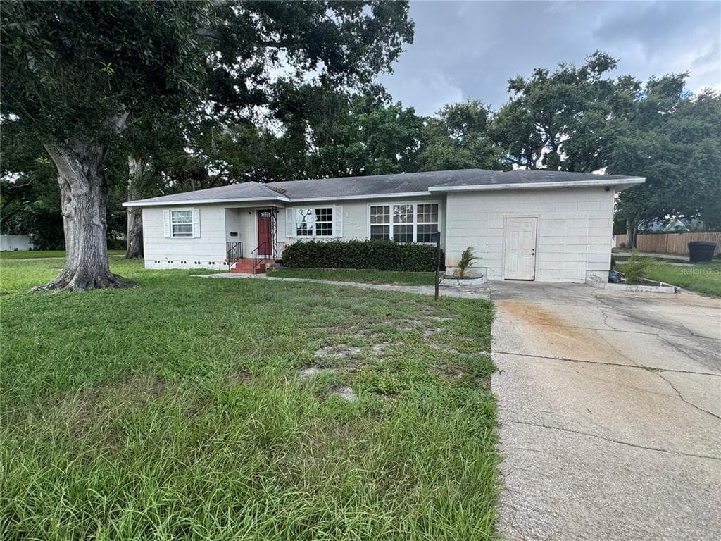 125 61ST STREET N ST PETERSBURG, FL 33710