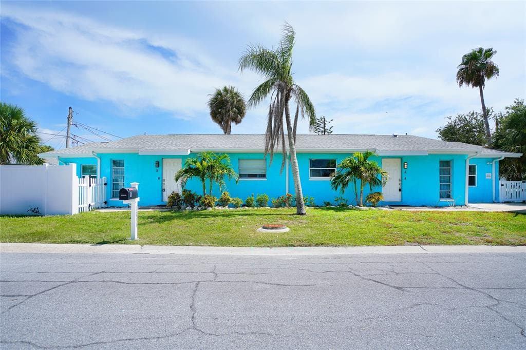 2011 1ST STREET INDIAN ROCKS BEACH, FL 33785