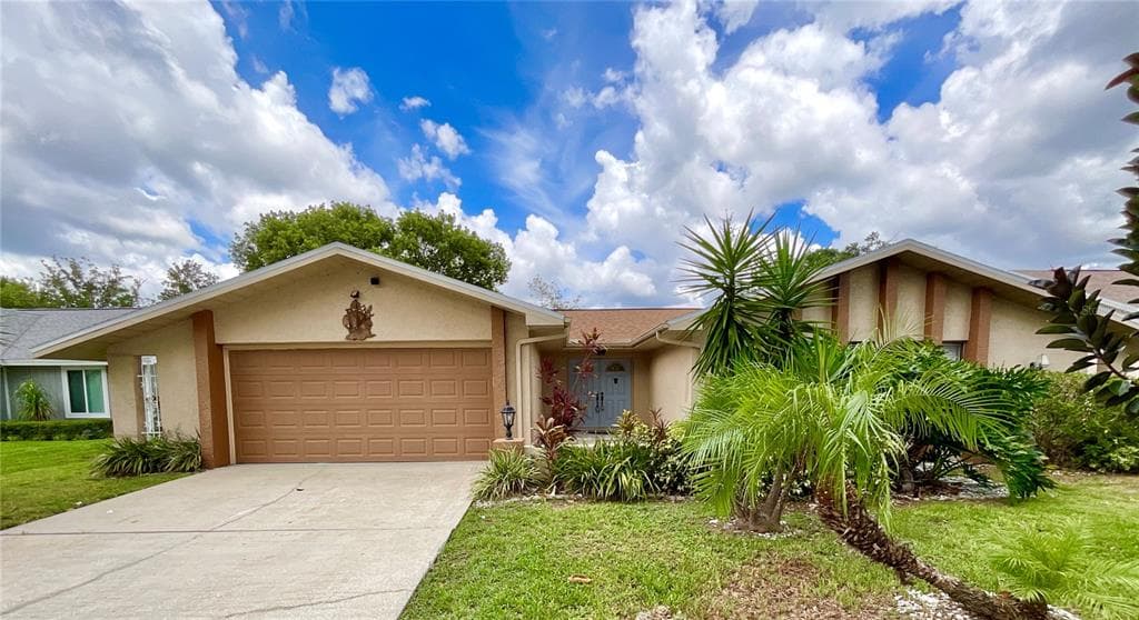 2991 VALENCIA LANE E PALM HARBOR, FL 34684