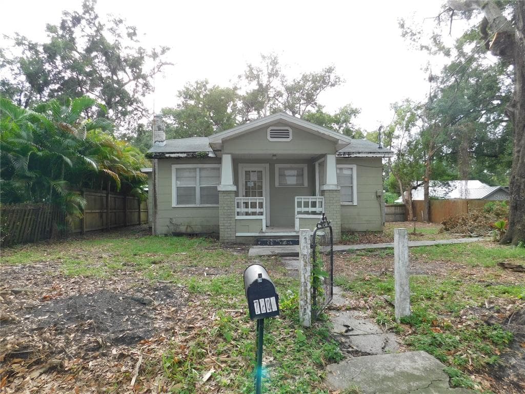 7204 N 11TH STREET TAMPA, FL 33604