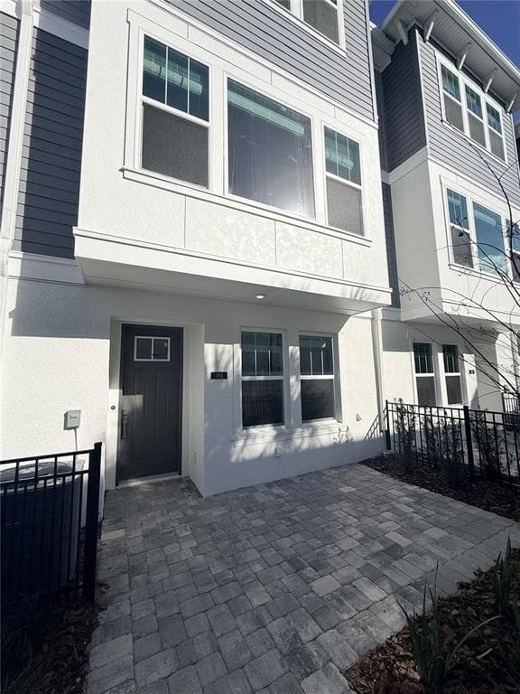 494 31ST WAY N ST PETERSBURG, FL 33713