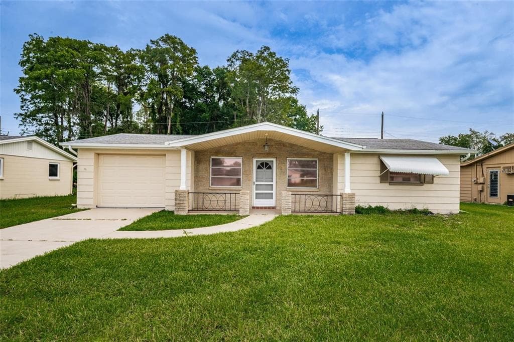 4535 FLORA AVENUE HOLIDAY, FL 34690