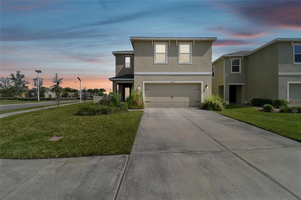 8258 PELICAN REED CIRCLE WESLEY CHAPEL, FL 33545