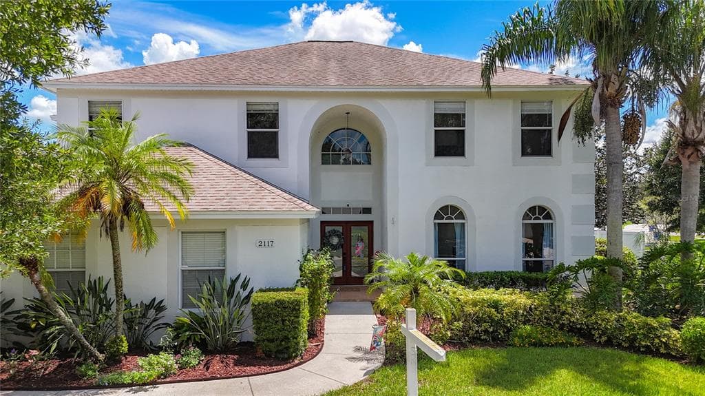 2117 GOLF MANOR BOULEVARD VALRICO, FL 33596