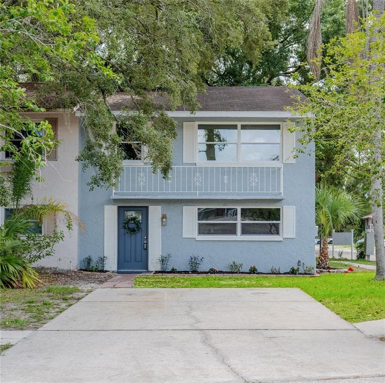 11739 WESSON CIRCLE W TAMPA, FL 33618