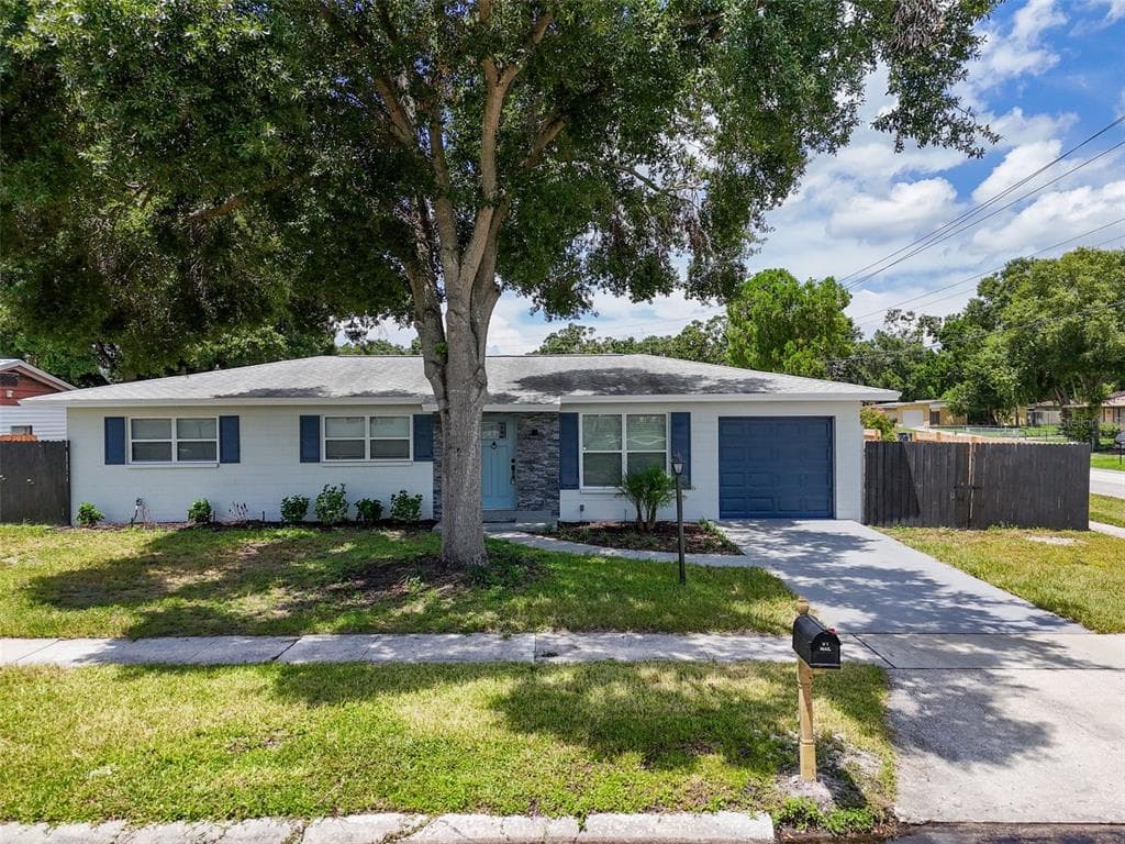 1501 JULIAN LANE DRIVE TAMPA, FL 33619
