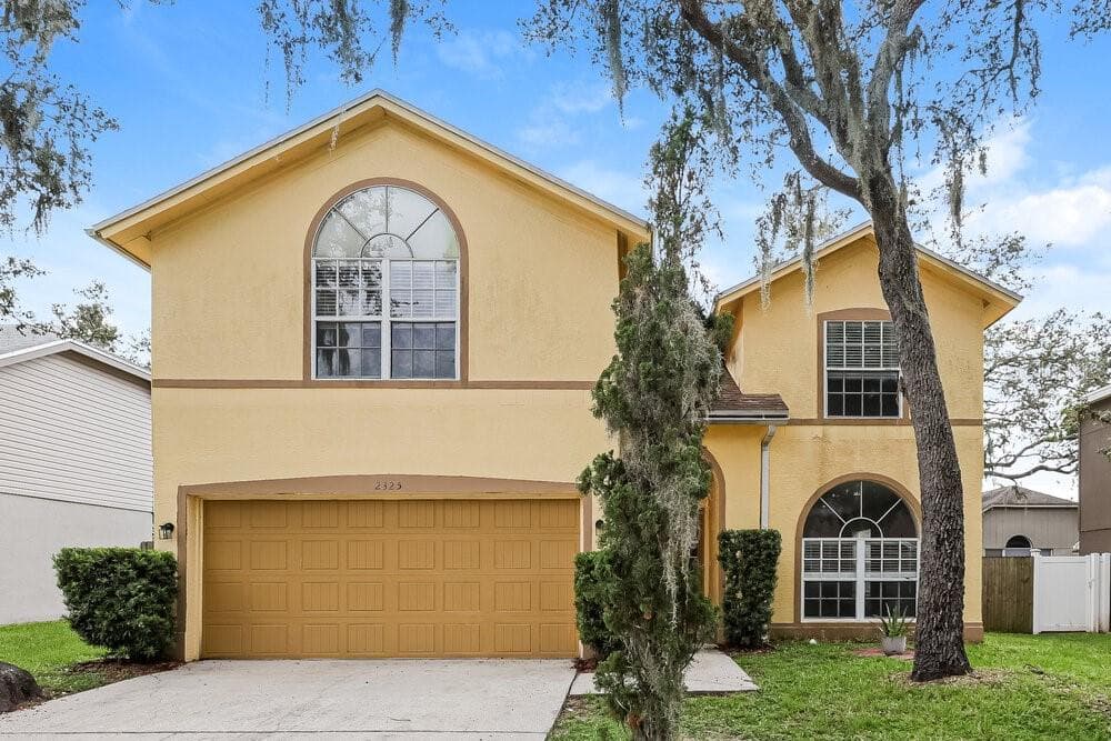 2325 KENWICK DRIVE VALRICO, FL 33596