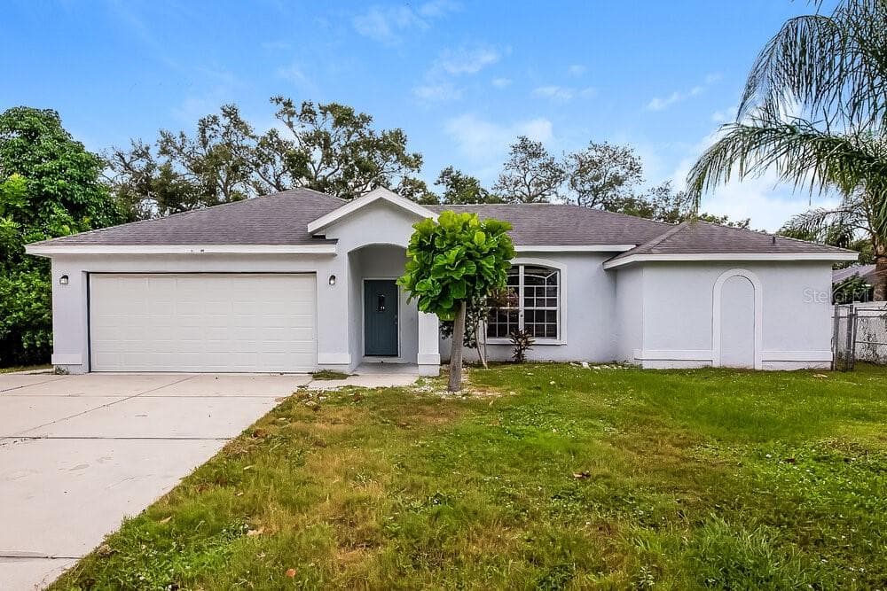 821 MCARTHUR AVENUE SARASOTA, FL 34243