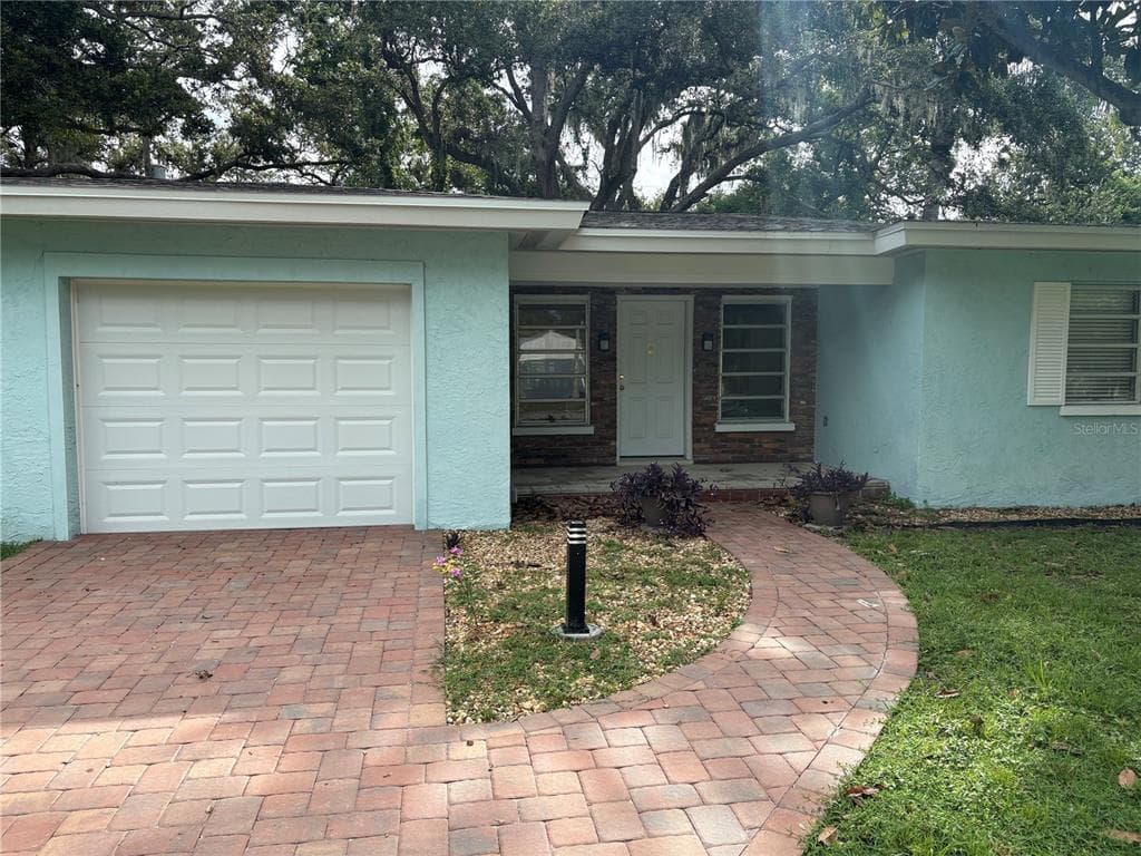 1669 PALOMA LANE DUNEDIN, FL 34698