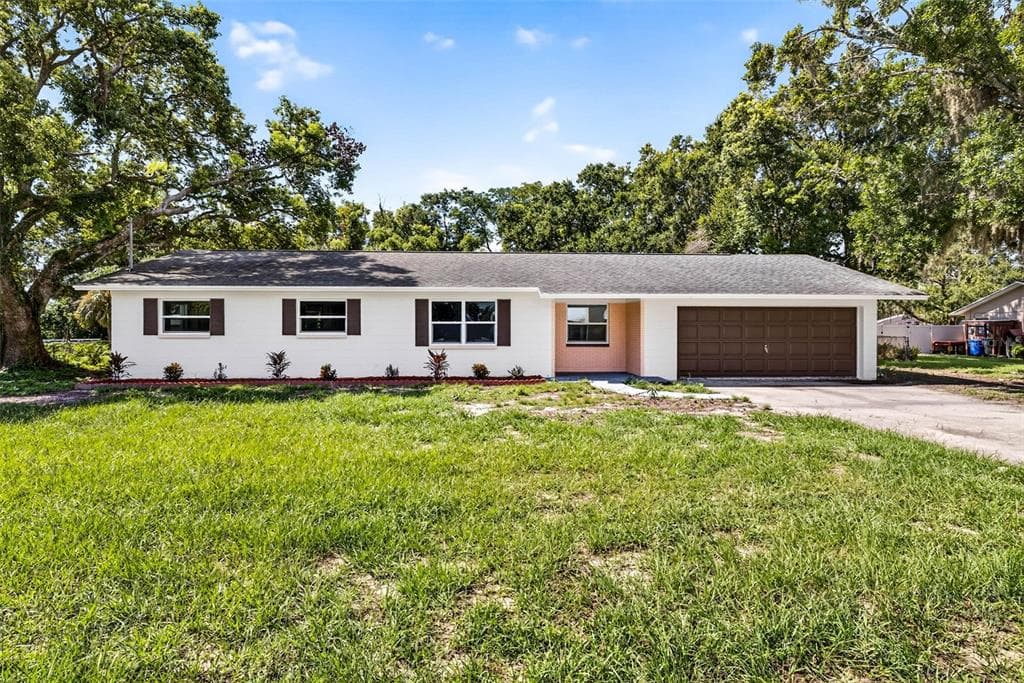 12415 PALM TREE DRIVE THONOTOSASSA, FL 33592