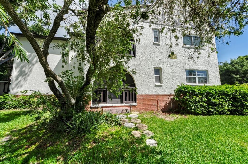 420 N BAYSHORE BOULEVARD UNIT 108 CLEARWATER, FL 33759