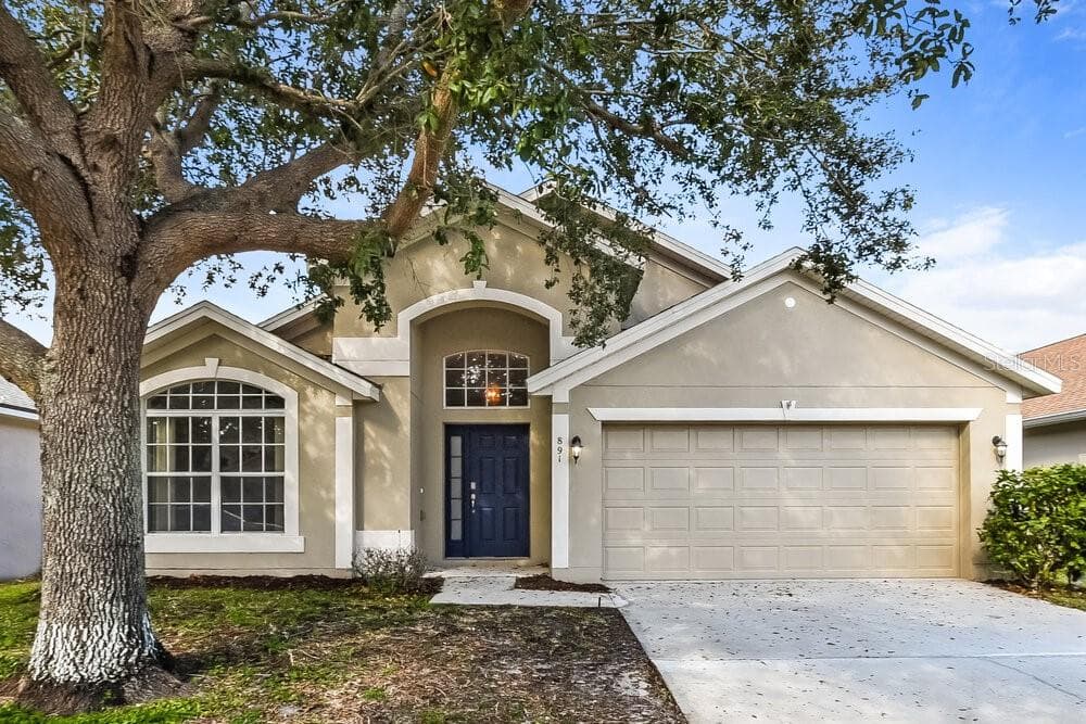 891 MCINNIS COURT KISSIMMEE, FL 34744