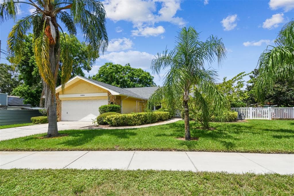 1594 LINWOOD DRIVE CLEARWATER, FL 33755