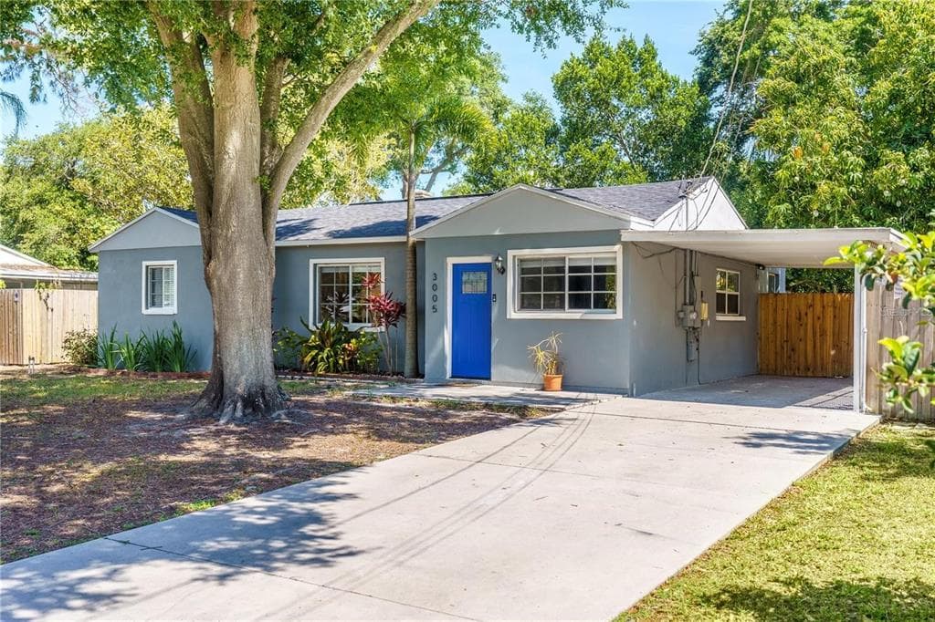 3005 W HELEN AVENUE TAMPA, FL 33611