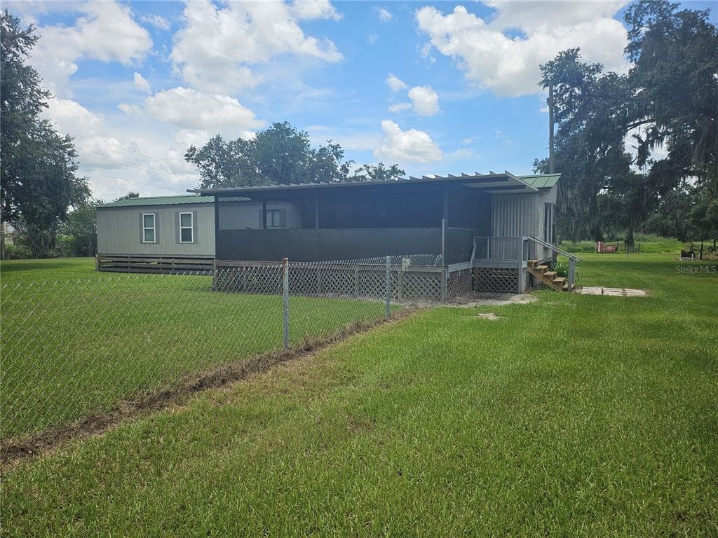 10108 LOETSCHER LANE LITHIA, FL 33547