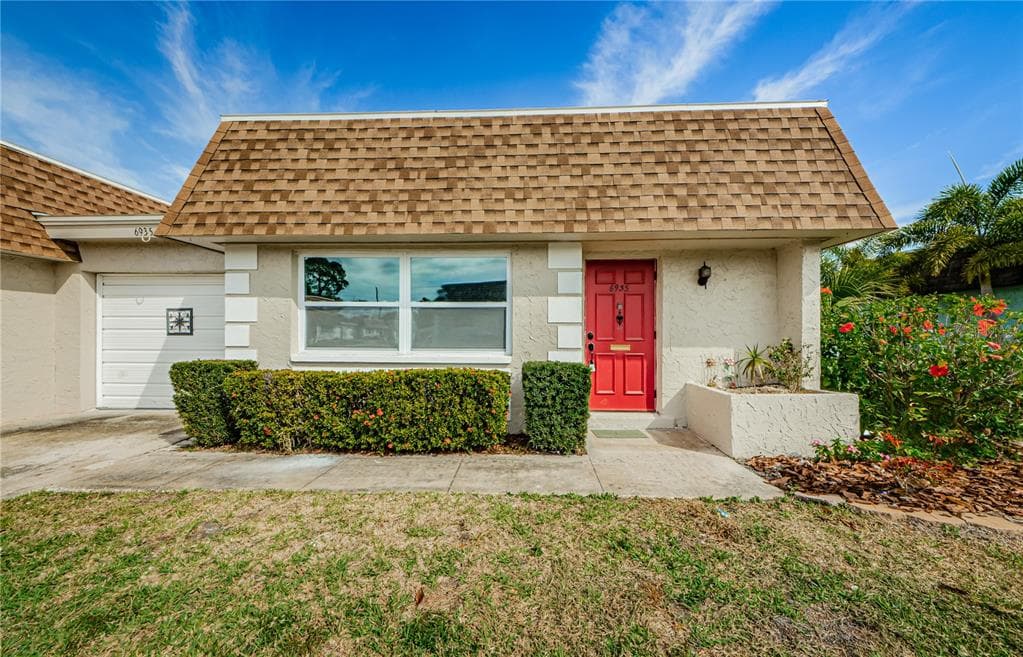 6935 MONTE CARLO N PINELLAS PARK, FL 33781