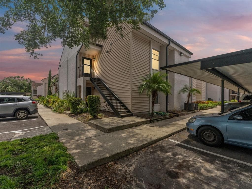 4791 PURITAN CIRCLE TAMPA, FL 33617