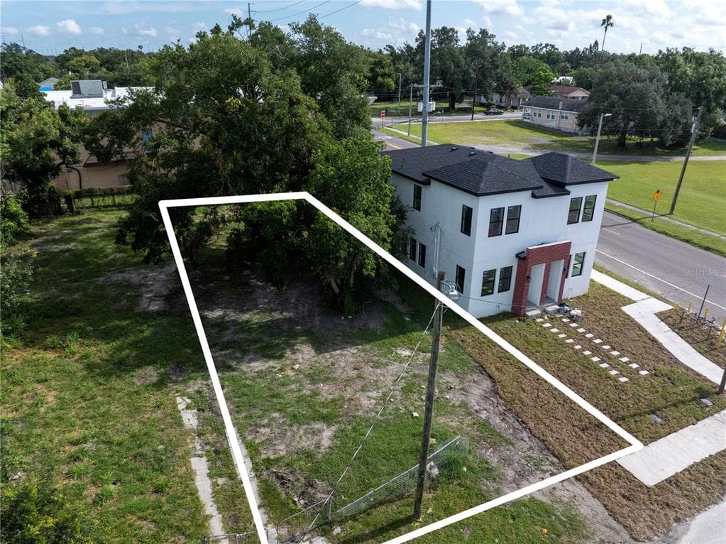 2514 E 15TH AVENUE TAMPA, FL 33605