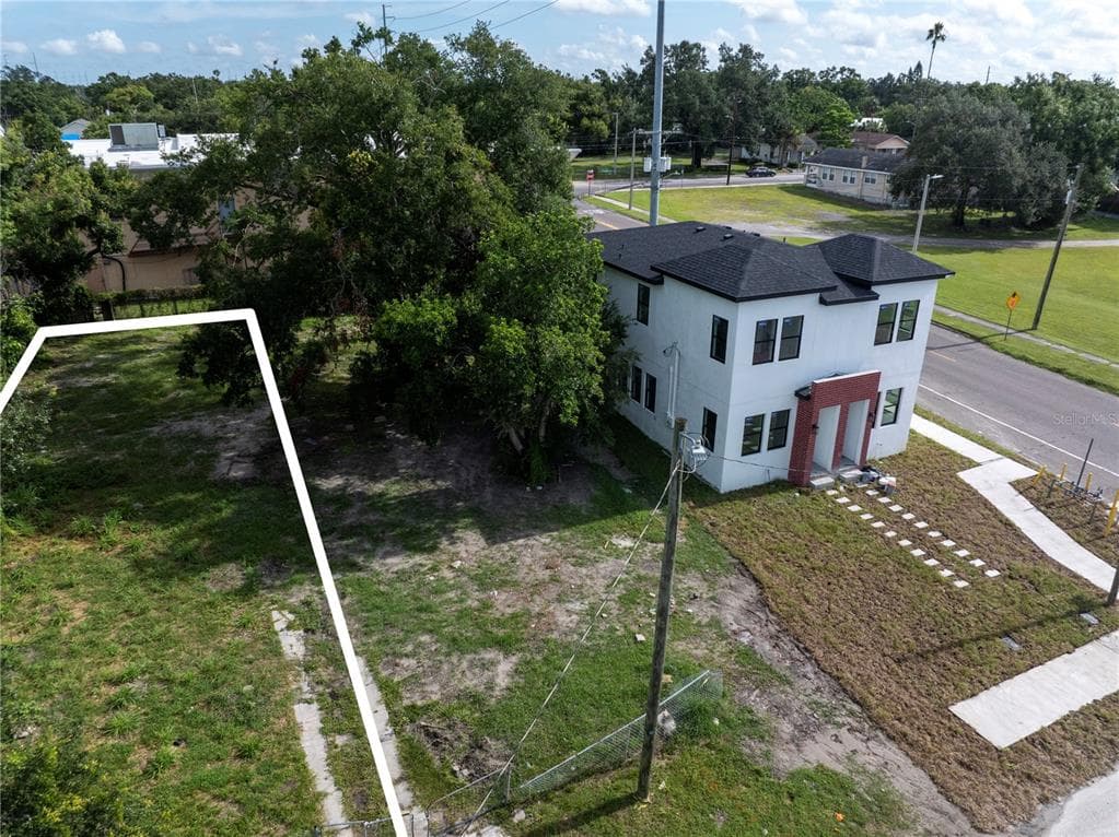 2512 E 15TH AVENUE TAMPA, FL 33605