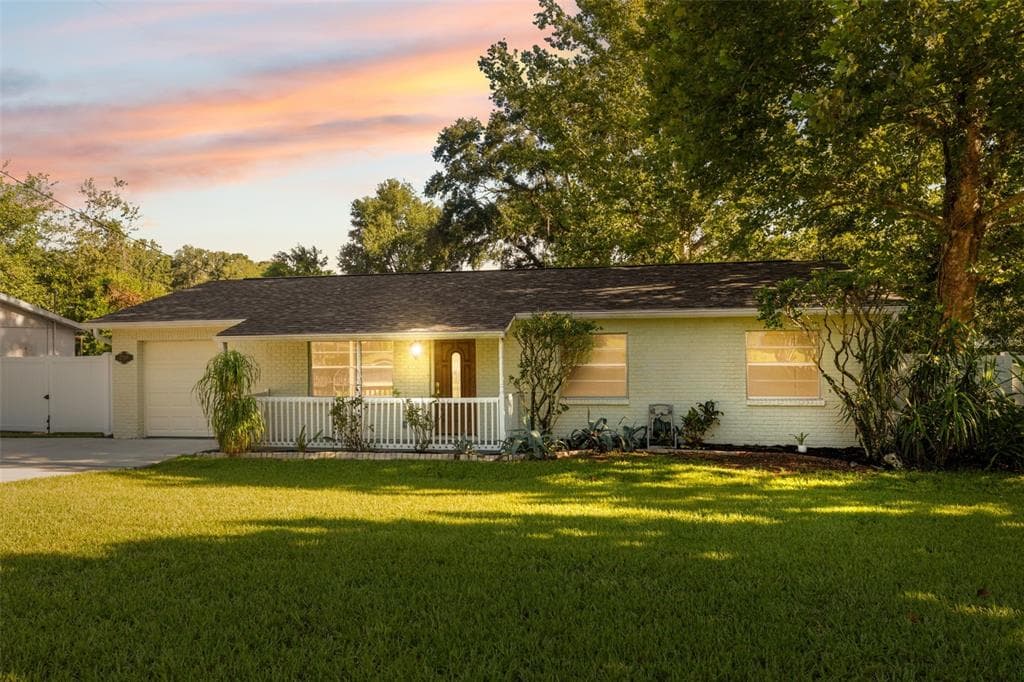 27119 SIMONA AVENUE BROOKSVILLE, FL 34602