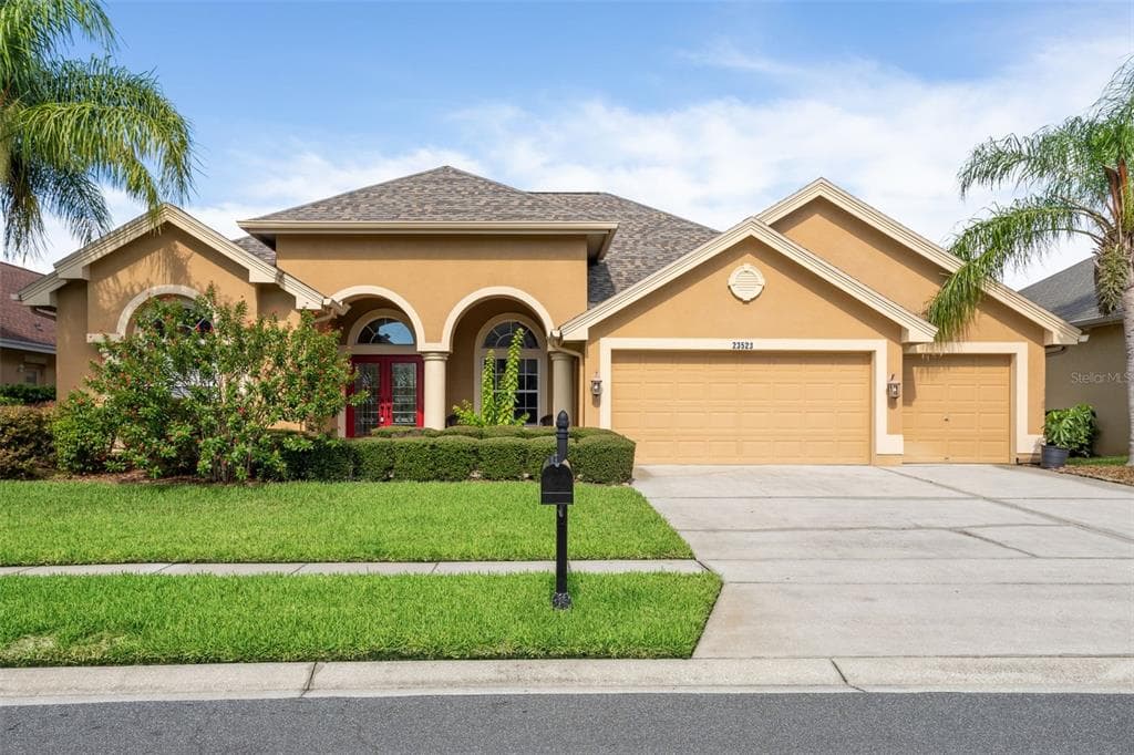 23523 GRACEWOOD CIRCLE LAND O LAKES, FL 34639