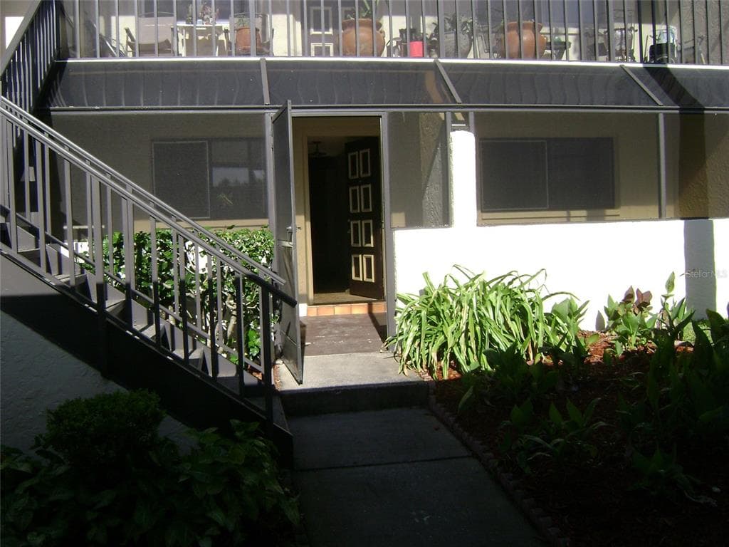 2420 WINDING CREEK BOULEVARD UNIT 102 CLEARWATER, FL 33761