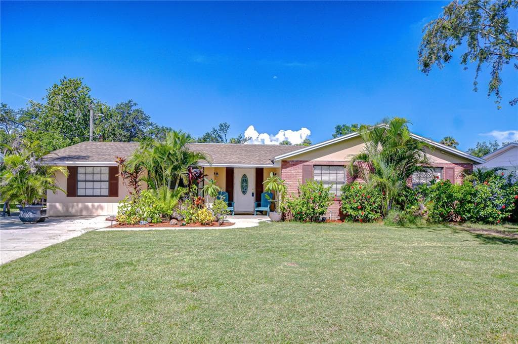 9931 BAY DRIVE GIBSONTON, FL 33534