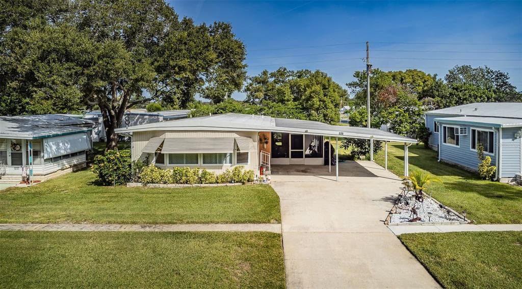 225 LAKE TARPON DRIVE UNIT 22 PALM HARBOR, FL 34684