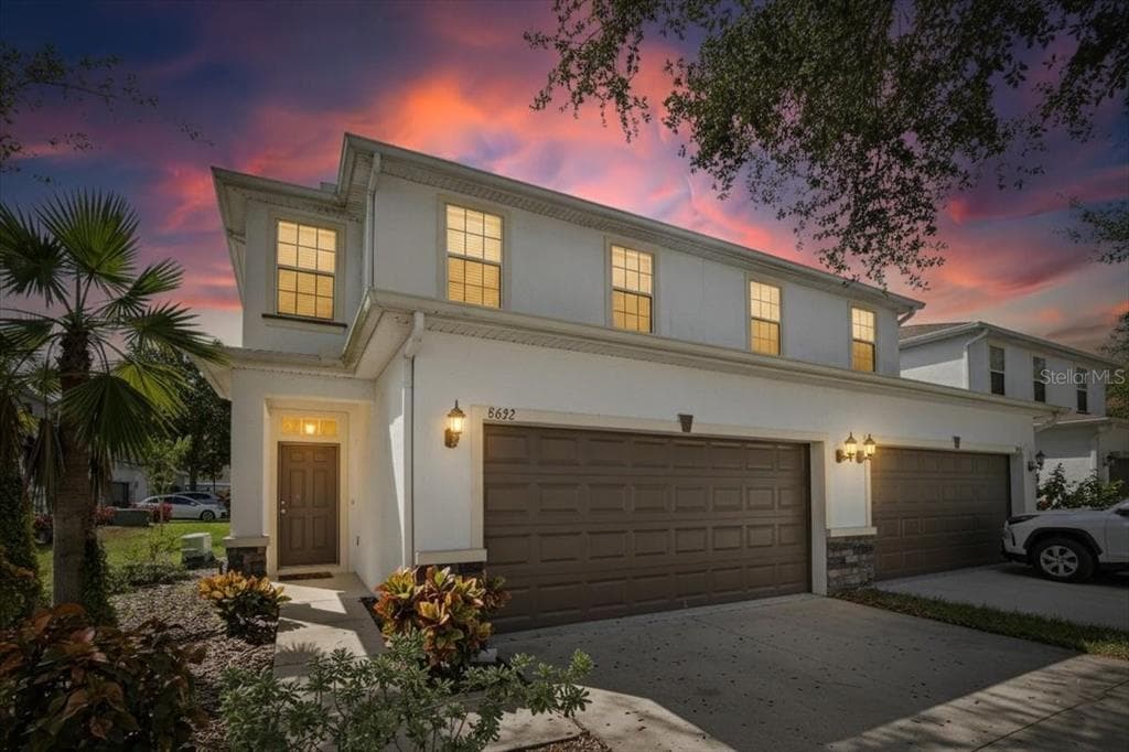 8632 MIRAMAR TERRACE CIRCLE TEMPLE TERRACE, FL 33637