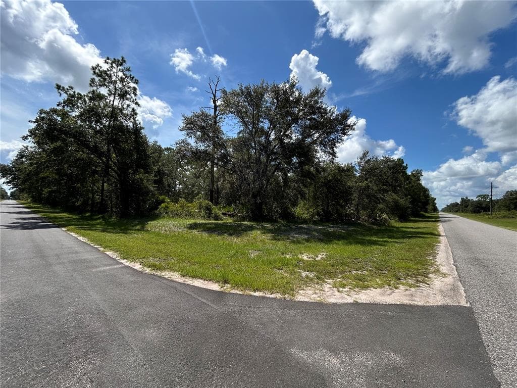 0 GRANADA DRIVE INDIAN LAKE ESTATES, FL 33855