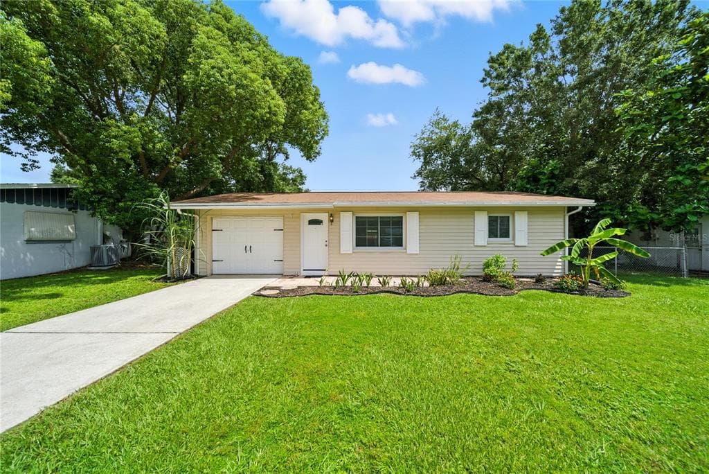 3019 ENGLEWOOD DRIVE LARGO, FL 33771