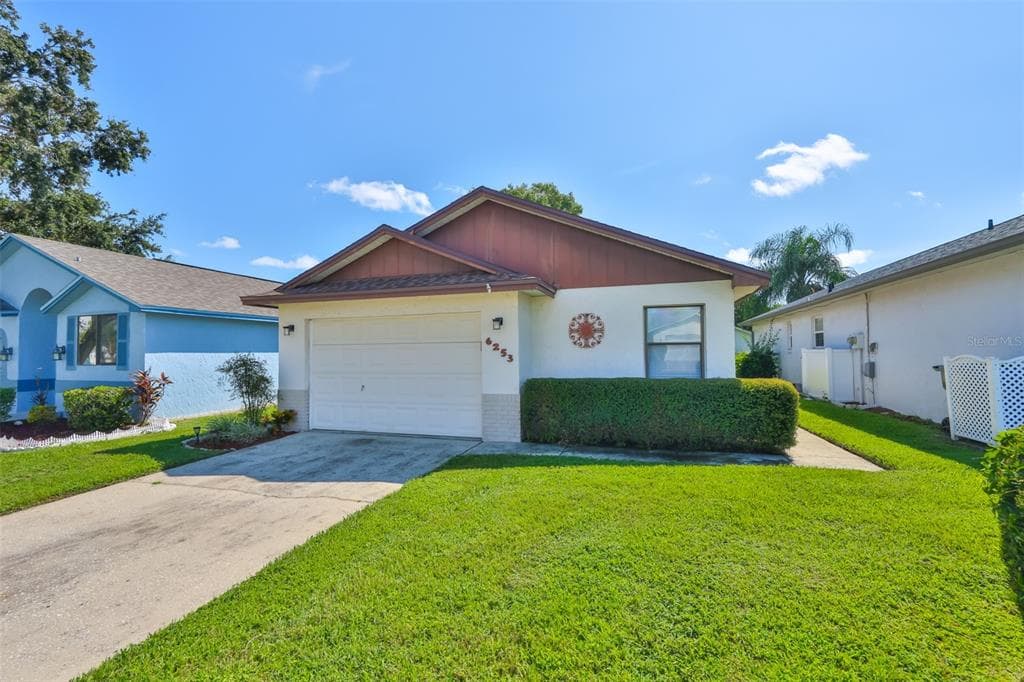 6253 SANDPIPERS DRIVE LAKELAND, FL 33809