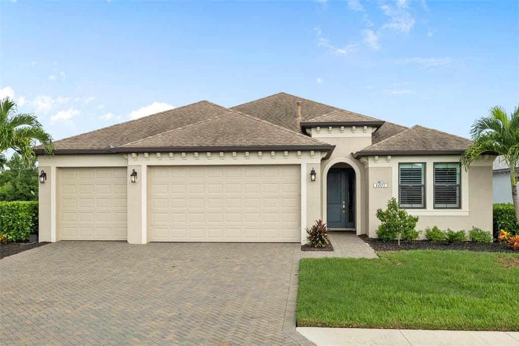 1007 SIBERIAN GLEN BRADENTON, FL 34212