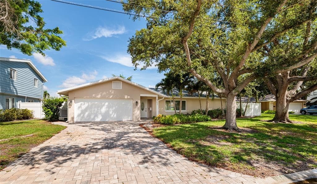 4342 14TH WAY NE ST PETERSBURG, FL 33703