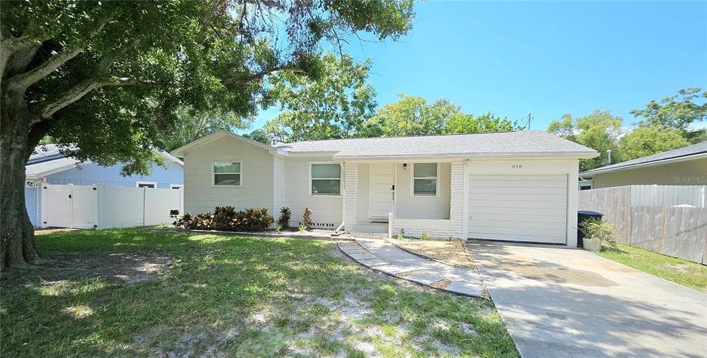 618 S CREST AVE CLEARWATER, FL 33756
